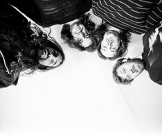 LOVE BUZZ - Nirvana Tribute - LOVEBUZZ LOVE BUZZ - Nirvana Tribute