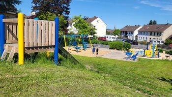 Der neue Spielplatz an der Graf-Engelbert-Straße hat einen Inklusionsschwerpunkt
