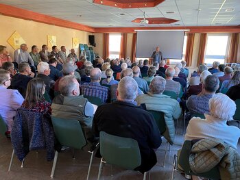 Rund 100 Bürgerinnen und Bürger nahmen an der Informationsveranstaltung in Altenaffeln teil. 
