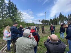 Auf dieser Fläche soll der Neuenrader Bürgerwald entstehen. Auf dieser Fläche soll der Neuenrader Bürgerwald entstehen.